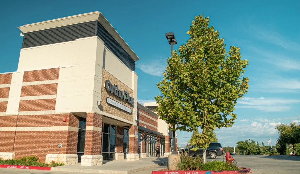 Shoppes at Fox Lake photo 21