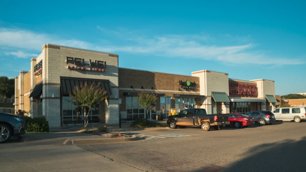 Shoppes at Edmond University photo 12