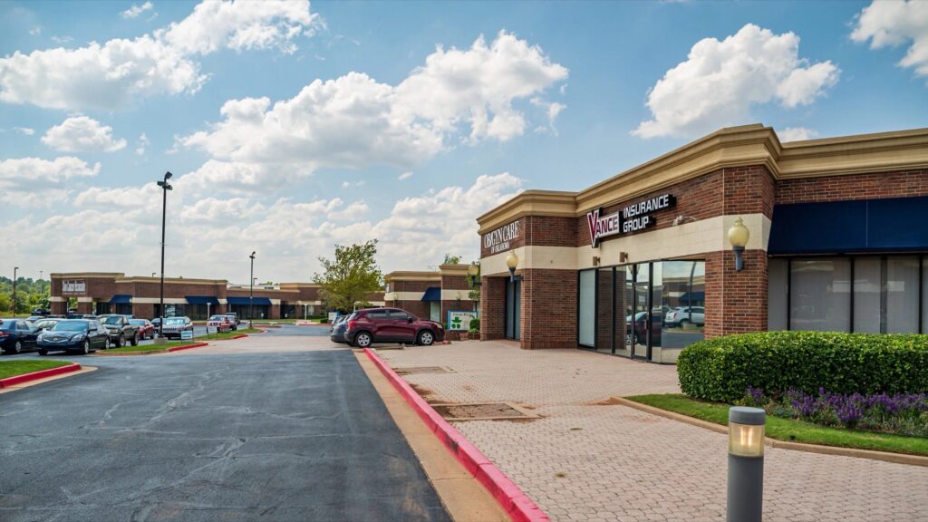 Chase Plaza photo 7