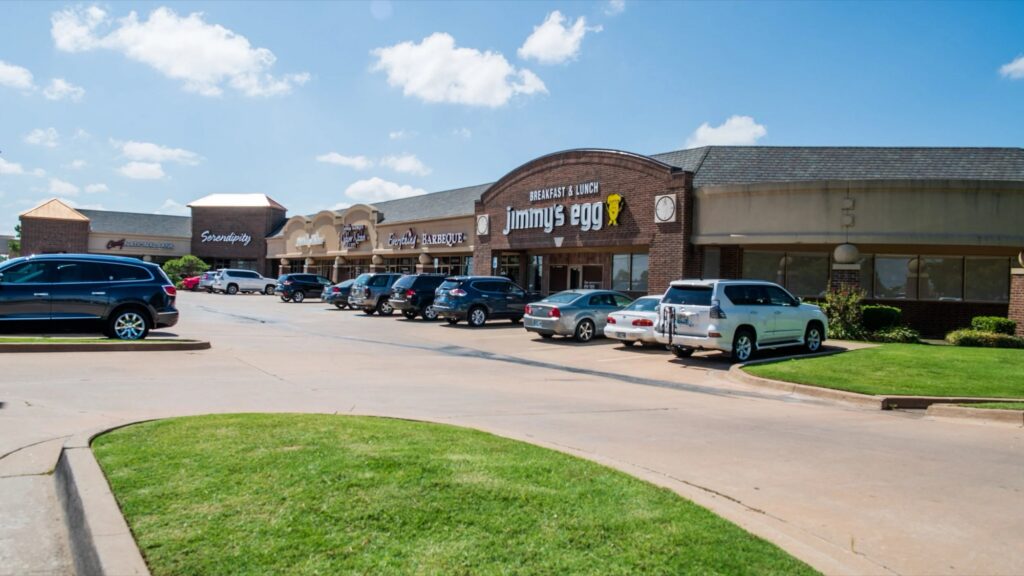 North Pointe Shoppes at Quail Springs photo 4