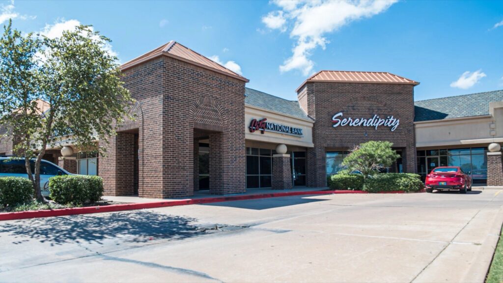 North Pointe Shoppes at Quail Springs photo 7