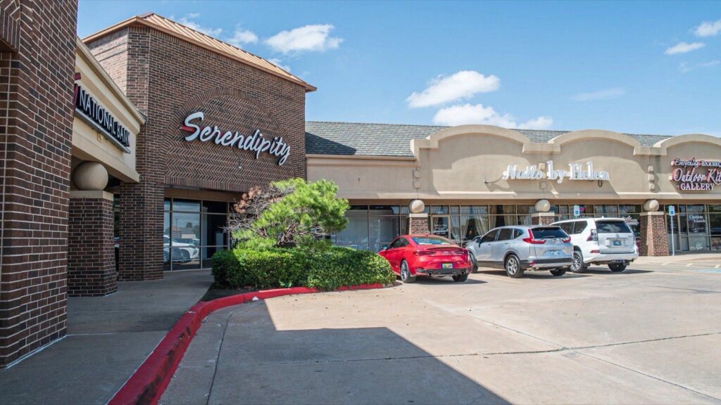 North Pointe Shoppes at Quail Springs photo 11