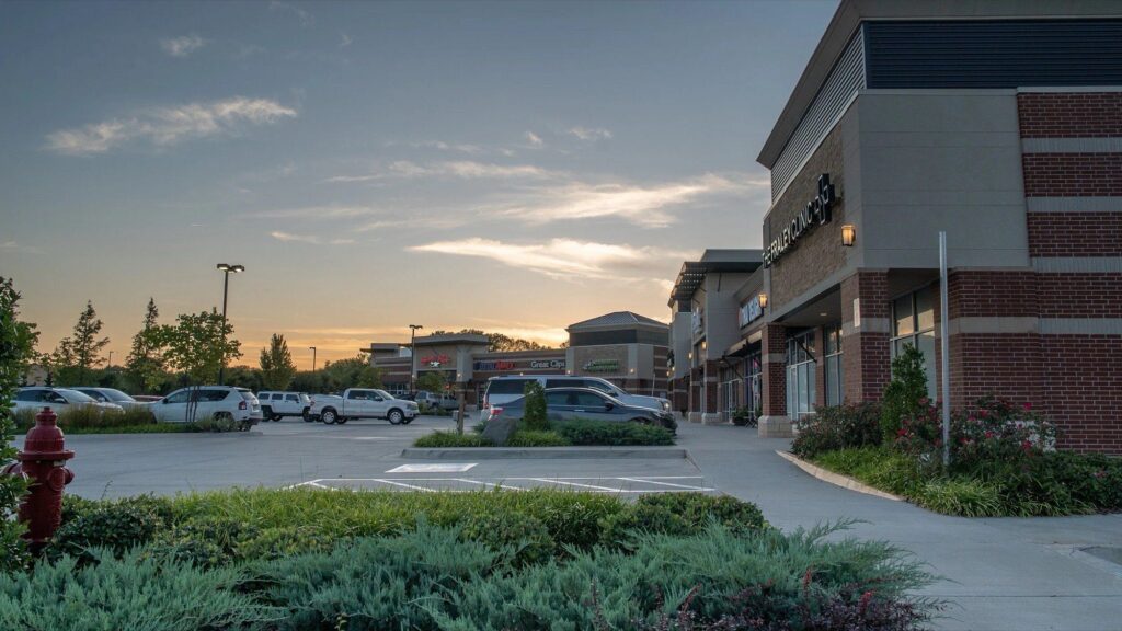 Shoppes at Fox Lake photo 6