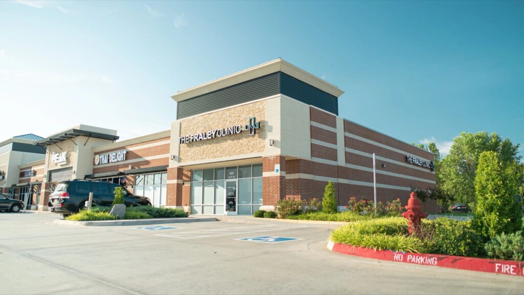 Shoppes at Fox Lake photo 8